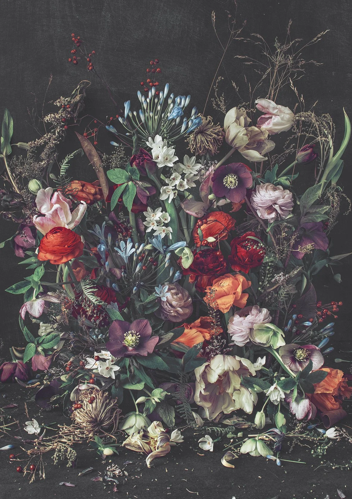 New floral art puzzle by contemporary artist Kreetta Järvenpää